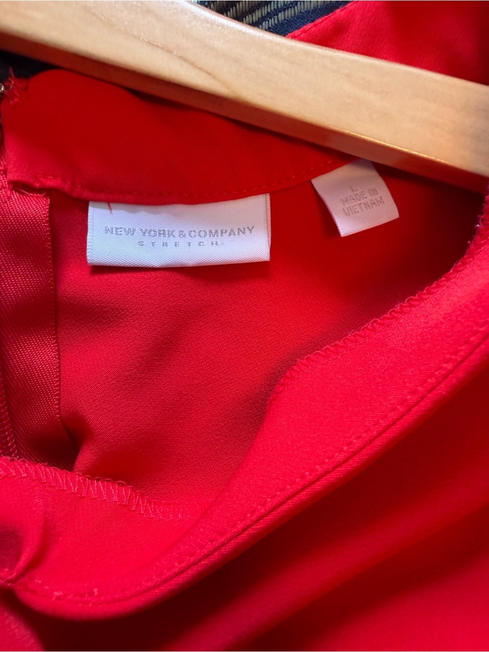 New York & Company Red Ruffle Sleeve Jumpsuit Size Large - Picture 2 of 4
